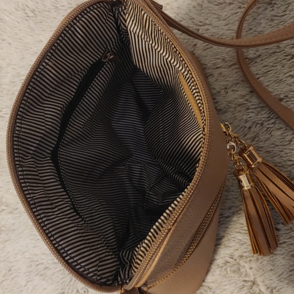 Tan Cross Body Bag - Picture 3 of 4
